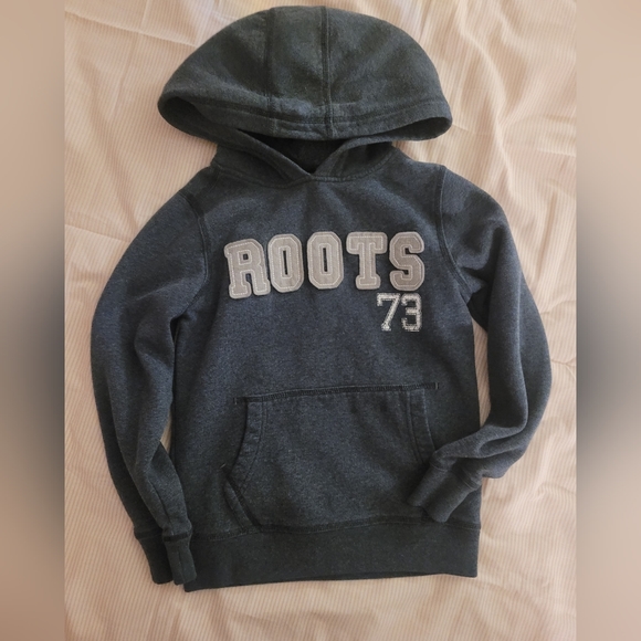 Girls ROOTS hoodie - Picture 1 of 3